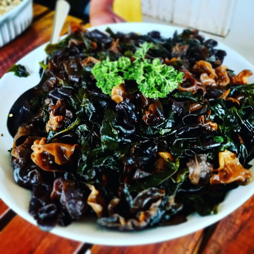 Savoury mushroom dish with parsley - Plant-based catering Sandton